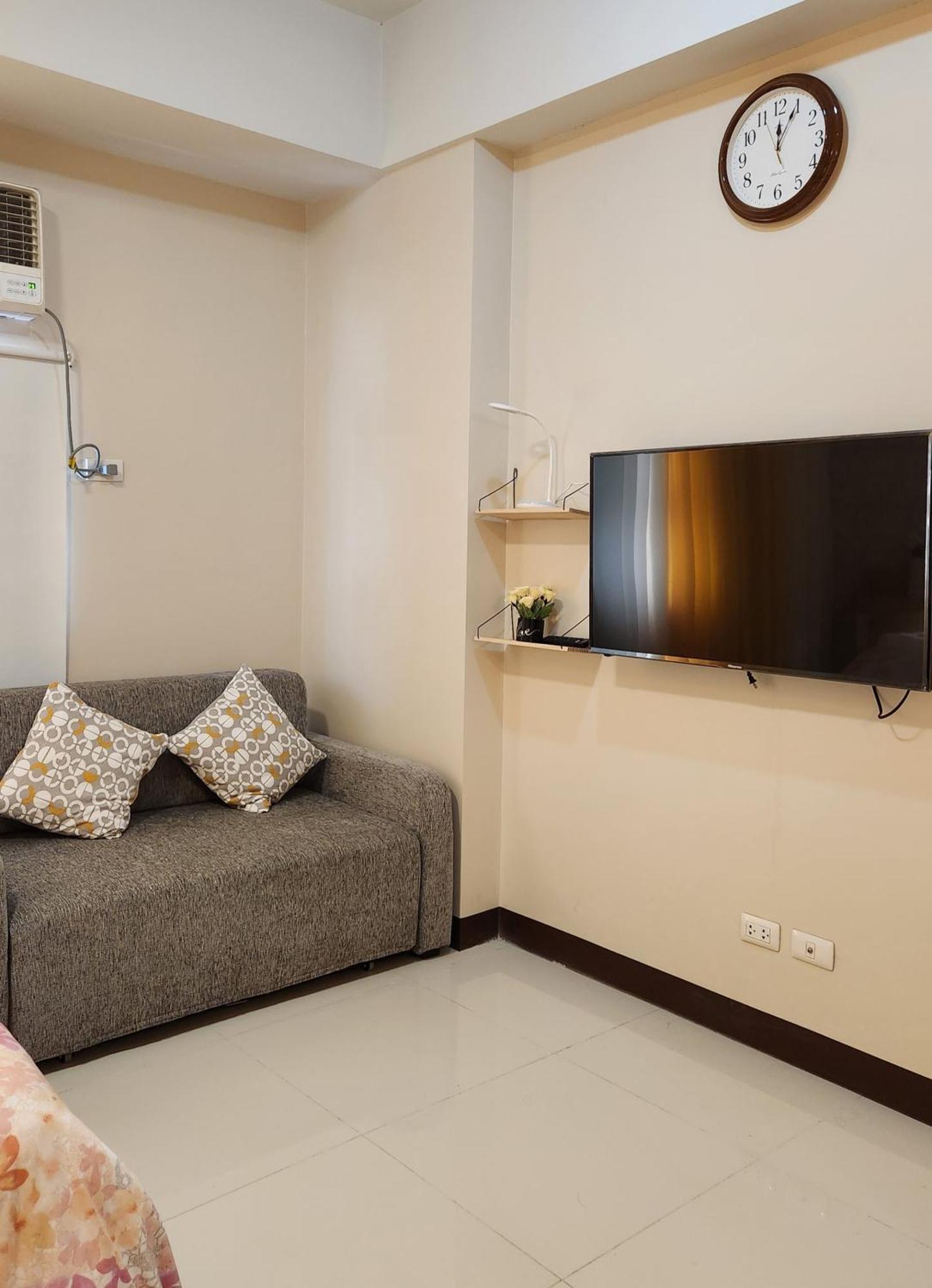 Ferienwohnung House Of B&Y At 101 Newport Across Naia T3 Manila Exterior foto